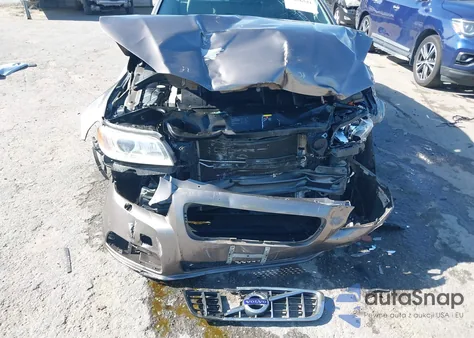 2010 Volvo V70 3.2/3.2 R-Design z USA, uszkodzony, nr VIN YV1982BW4A1127188